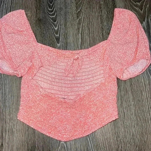 Arizona jean co woman’s cropped shirt with open back size small - Picture 2 of 5